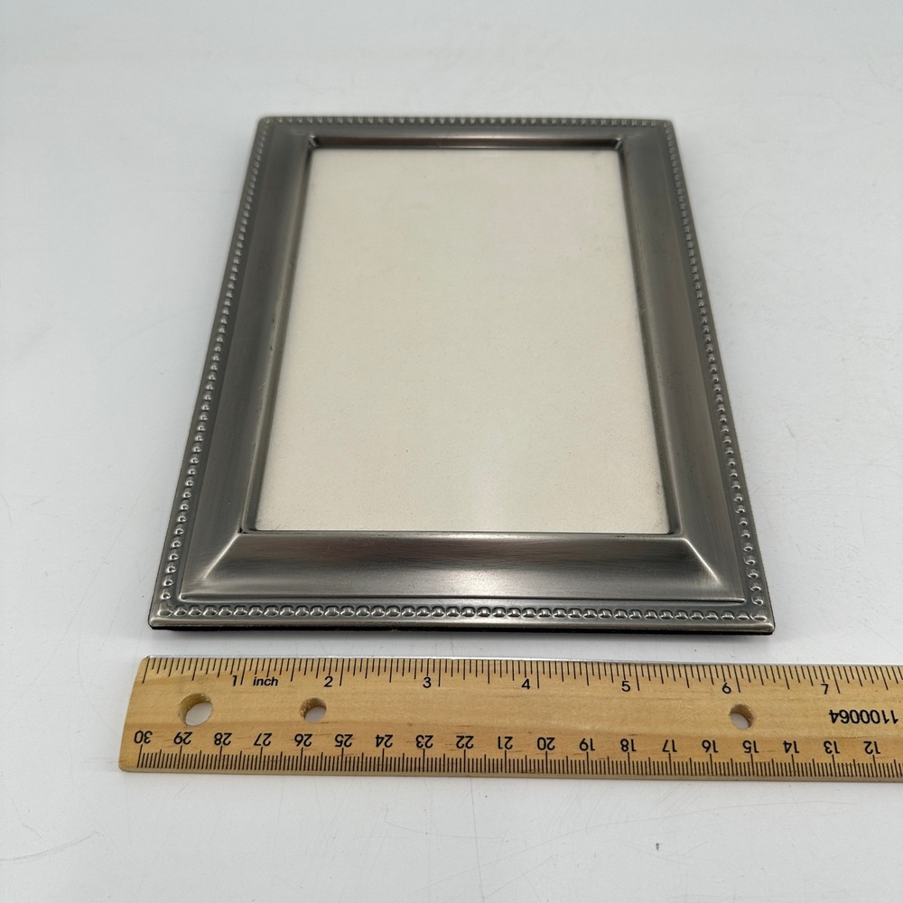 Connoisseur Taylor Silver Tone Beaded 5x7 Picture Frame Brushed Metal Tabletop - Picture 5 of 7